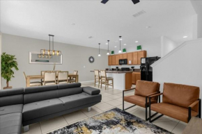 Last Minute Disney Getaway! Private Pool, Hot Tub & Games Room. Book Now! #65653